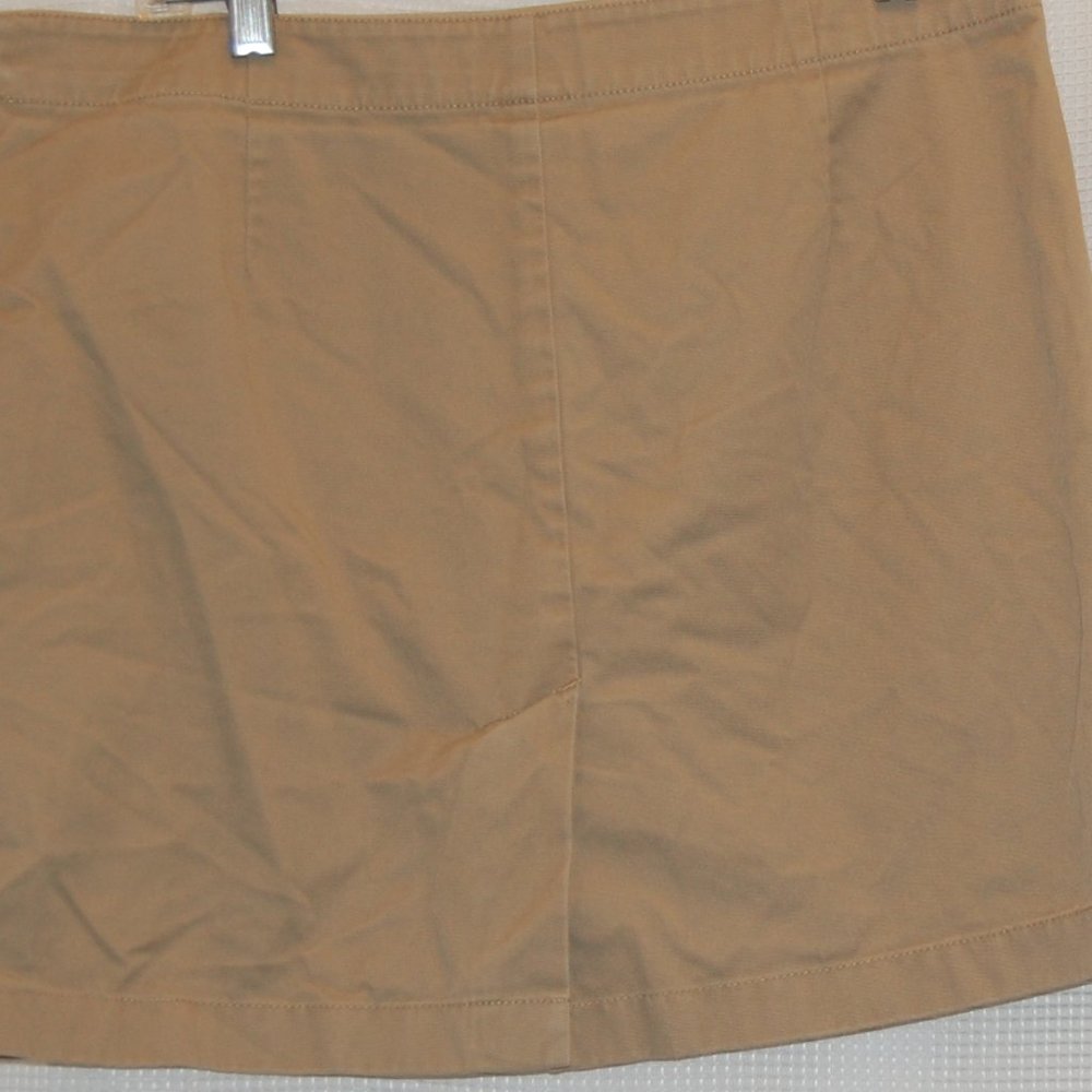 LANDS END Kaki SKORT Size 8 - Picture 2 of 8